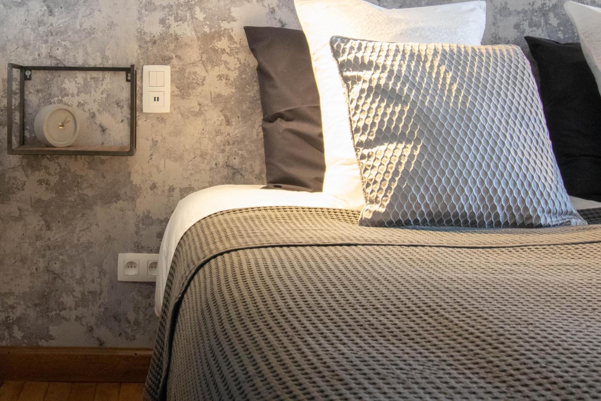 Porta Superia Boutique B&B Мехелен Номер фото